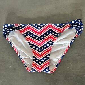 Catalina Red White Blue Star Chevron Stripe Side Tab USA Bikini Bottoms S 4 6